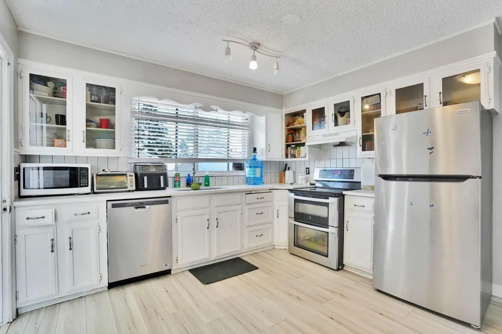 43 Maranda Close NE Calgary AB T2A 3E7