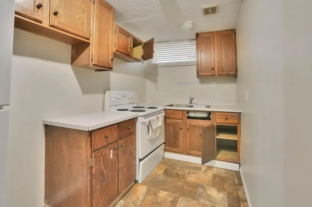 43 Maranda Close NE Calgary AB T2A 3E7