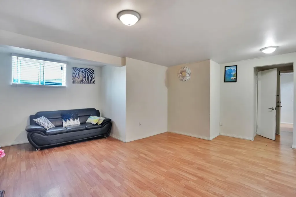 43 Maranda Close NE Calgary AB T2A 3E7