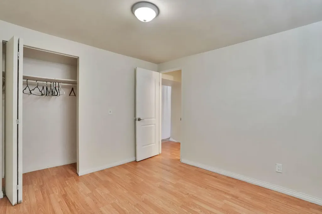 43 Maranda Close NE Calgary AB T2A 3E7