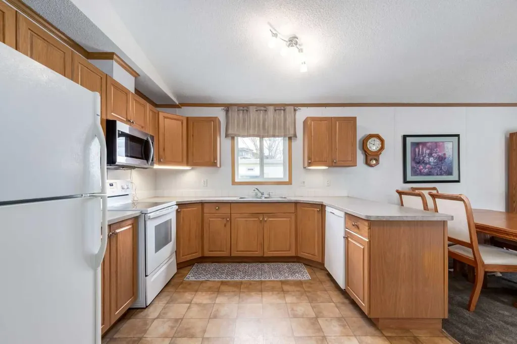 99 Arbour Lake Road NW Calgary AB T3G 4E4