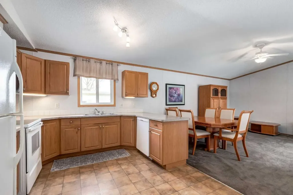 99 Arbour Lake Road NW Calgary AB T3G 4E4