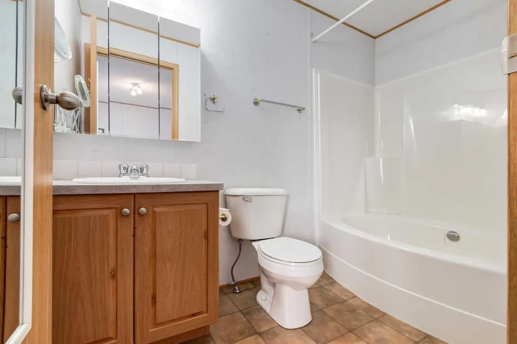 99 Arbour Lake Road NW Calgary AB T3G 4E4