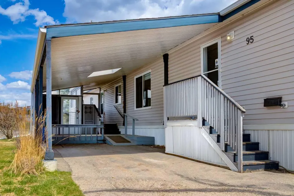 99 Arbour Lake Road NW Calgary AB T3G 4E4