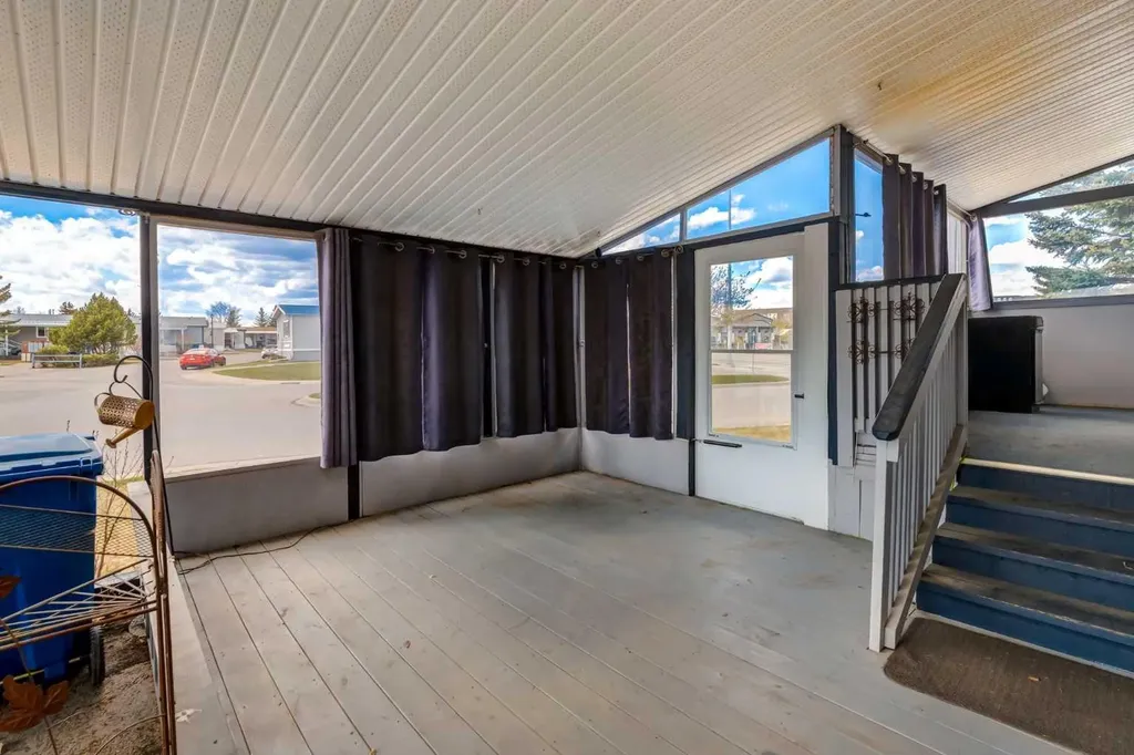 99 Arbour Lake Road NW Calgary AB T3G 4E4