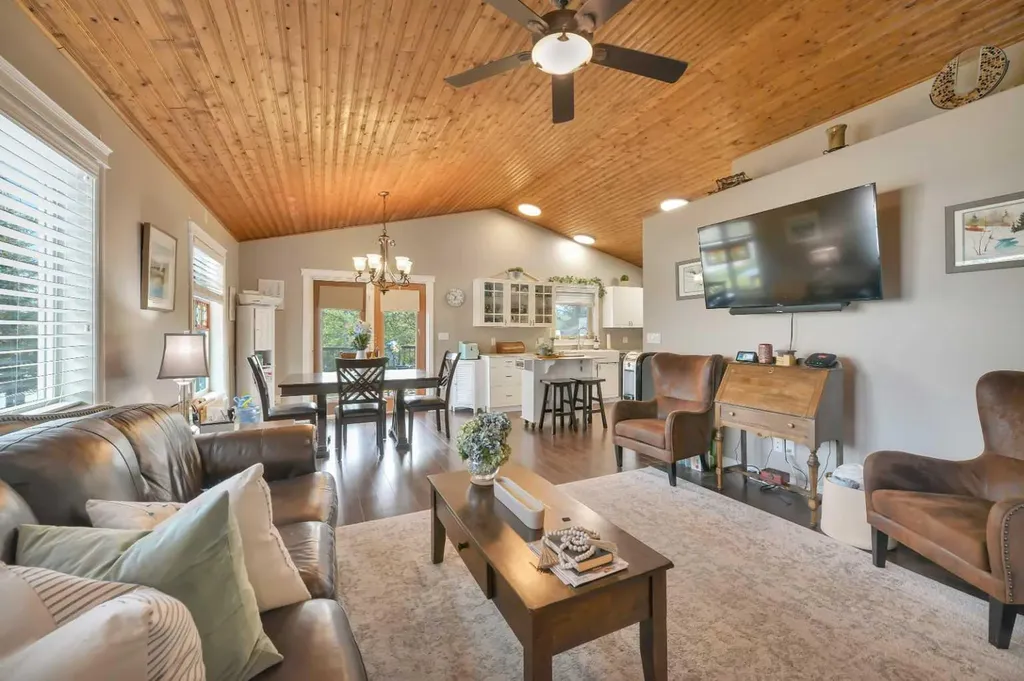 25074 South Pine Lake Road Rural Red Deer County AB T0M1S0