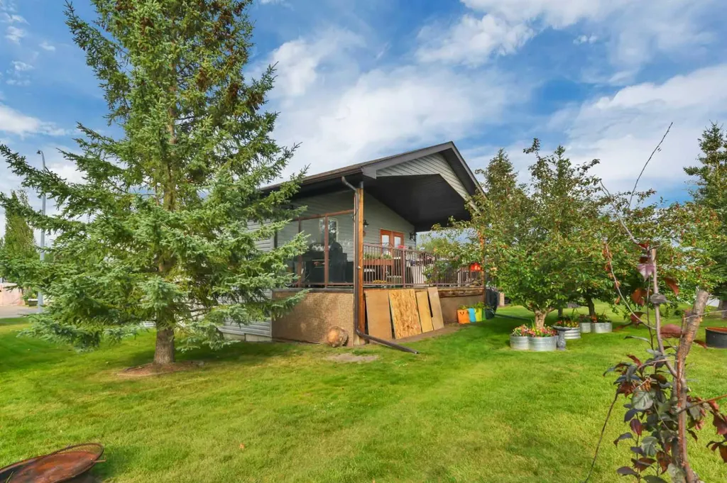 25074 South Pine Lake Road Rural Red Deer County AB T0M1S0