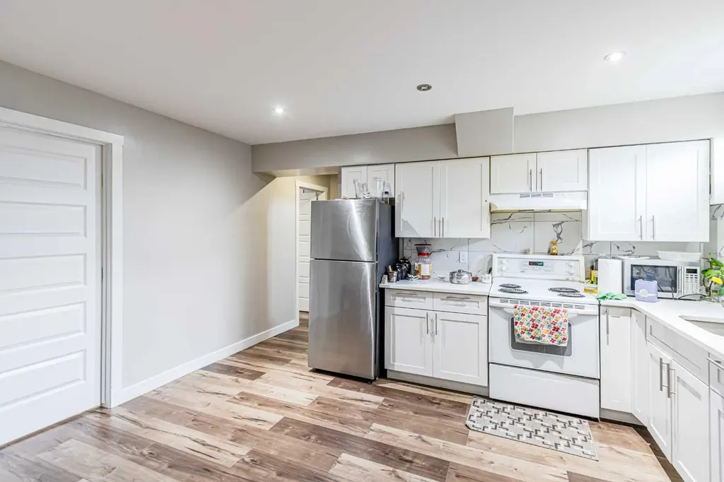 183 West Creek Landing Chestermere AB T1X 1R8