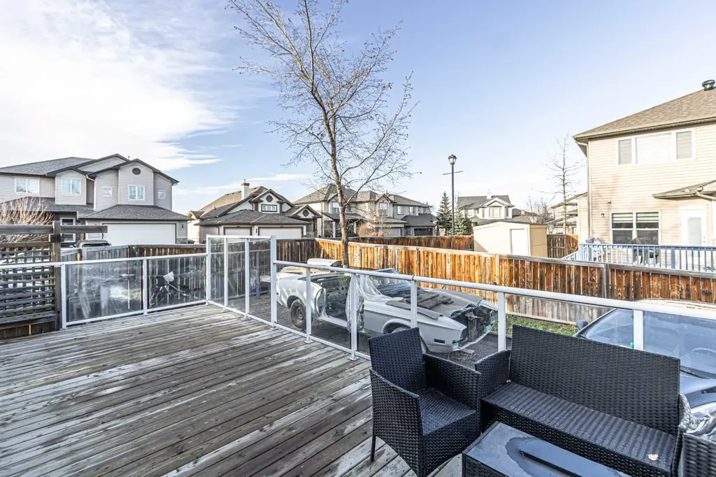 183 West Creek Landing Chestermere AB T1X 1R8