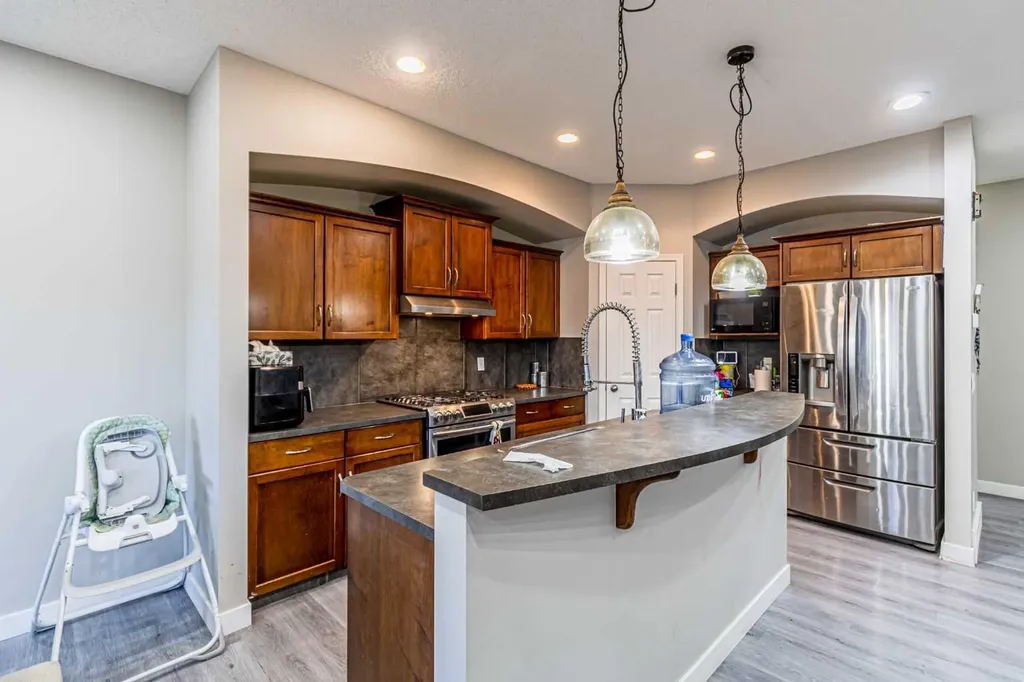 183 West Creek Landing Chestermere AB T1X 1R8
