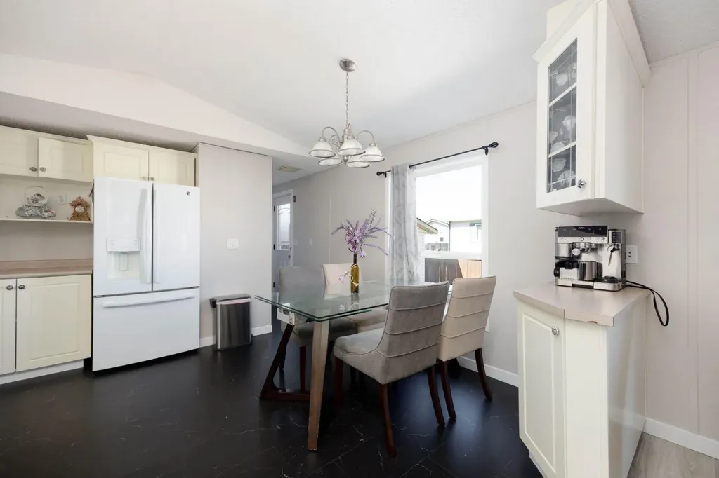 144 Mitchell Drive Fort Mcmurray AB T9K2P1