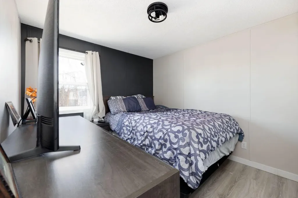 144 Mitchell Drive Fort Mcmurray AB T9K2P1
