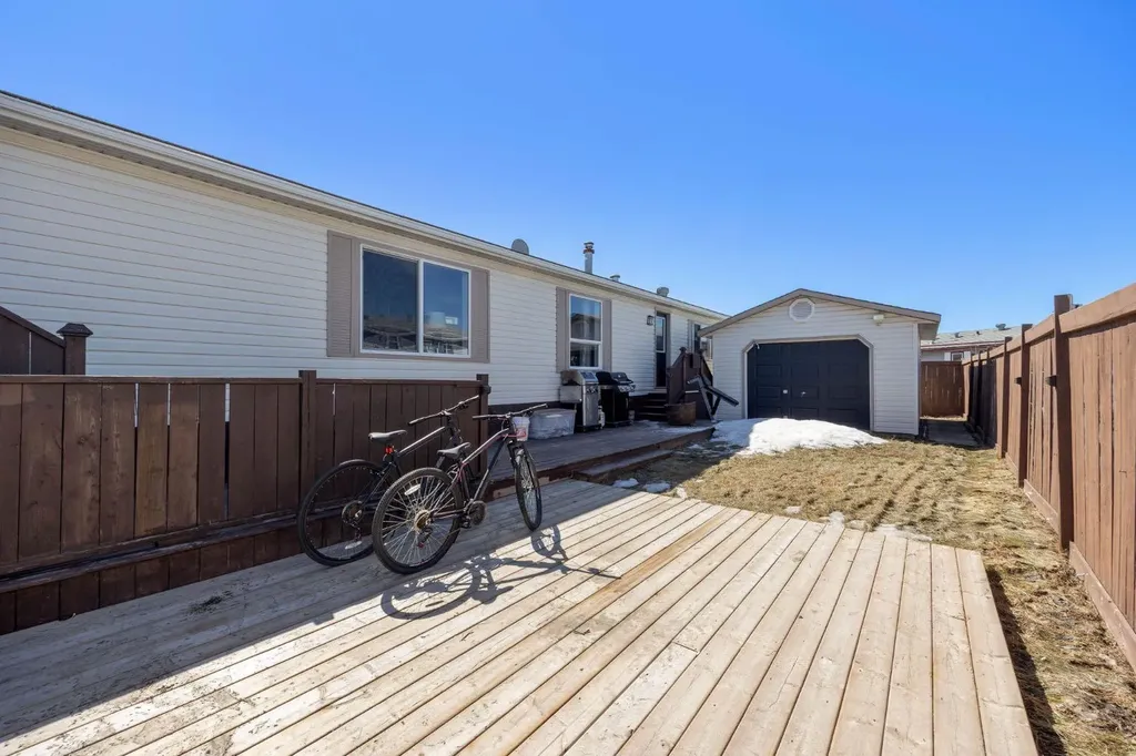 144 Mitchell Drive Fort Mcmurray AB T9K2P1