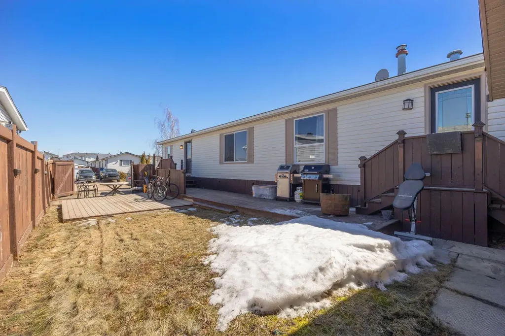 144 Mitchell Drive Fort Mcmurray AB T9K2P1