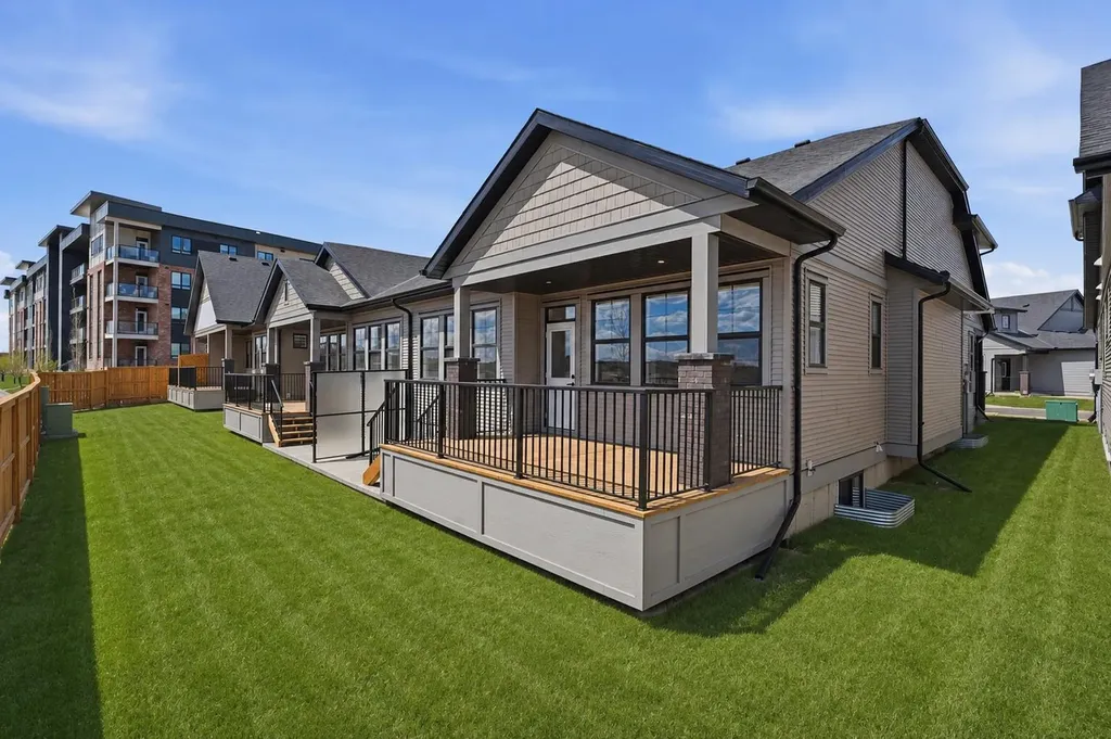 15 Coopersfield Link SW Airdrie AB T4B 5P5