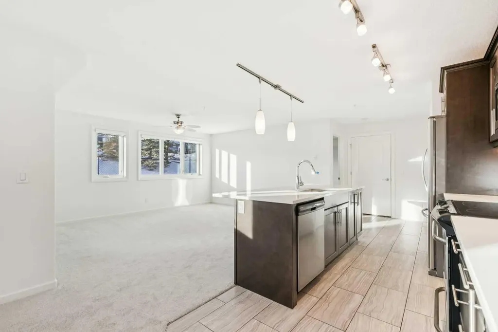 402 Kincora Glen Road NW Calgary AB T3R 0V2