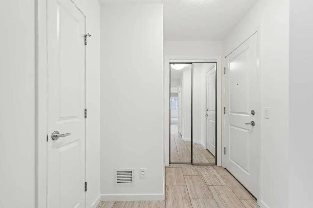 402 Kincora Glen Road NW Calgary AB T3R 0V2