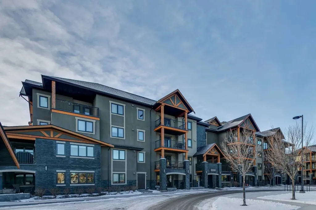 402 Kincora Glen Road NW Calgary AB T3R 0V2