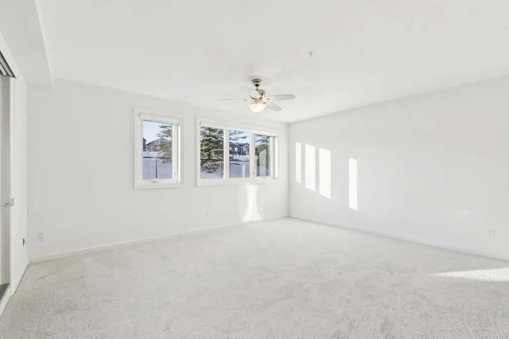 402 Kincora Glen Road NW Calgary AB T3R 0V2