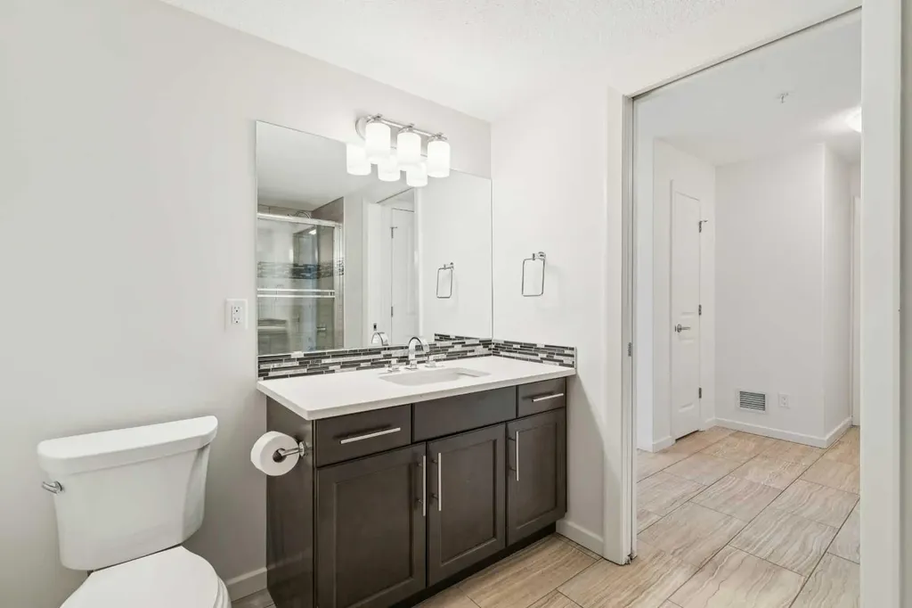 402 Kincora Glen Road NW Calgary AB T3R 0V2
