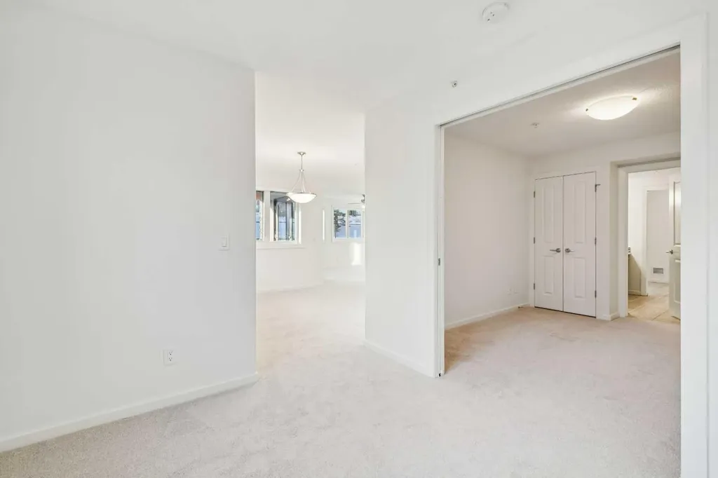 402 Kincora Glen Road NW Calgary AB T3R 0V2