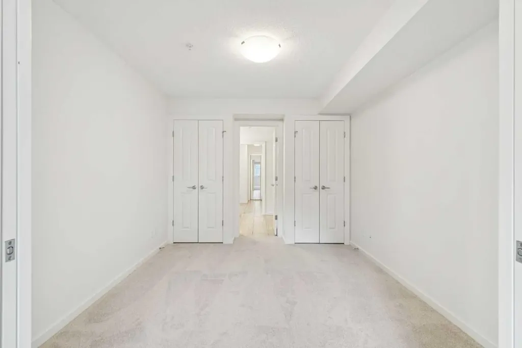 402 Kincora Glen Road NW Calgary AB T3R 0V2