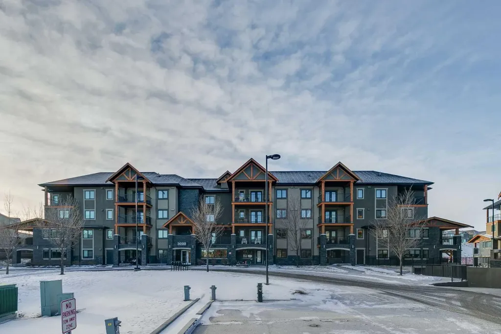 402 Kincora Glen Road NW Calgary AB T3R 0V2