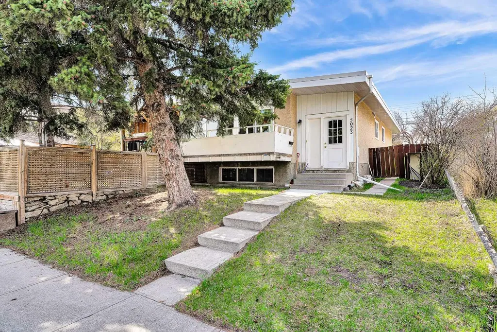 5023 North Haven Drive NW Calgary AB T2K 2K5