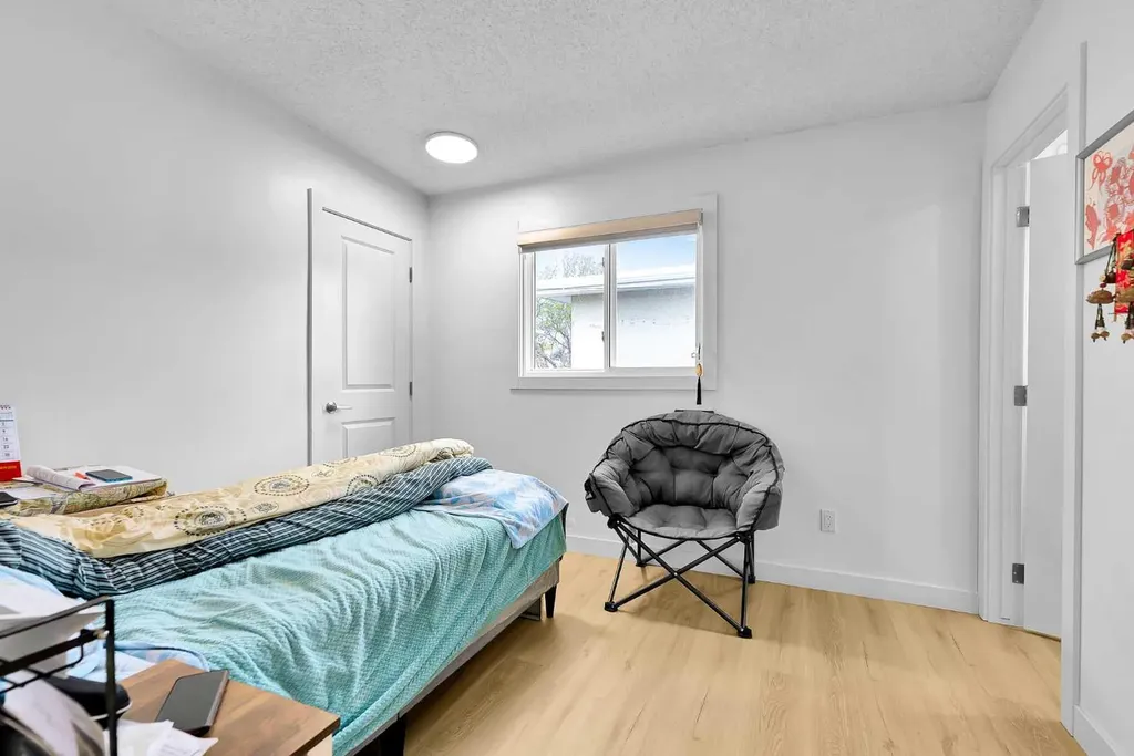 5023 North Haven Drive NW Calgary AB T2K 2K5