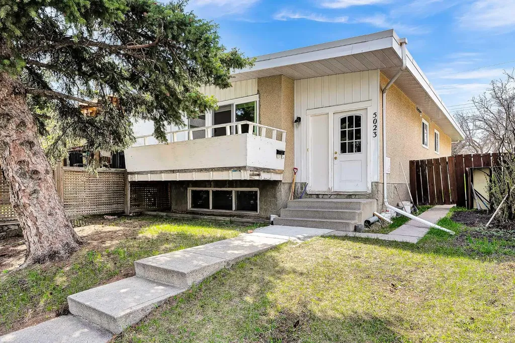 5023 North Haven Drive NW Calgary AB T2K 2K5