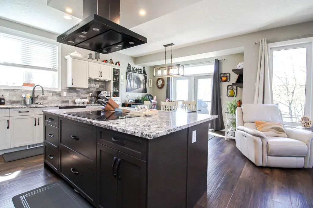 712054 Range Road 55 Grande Prairie AB T8X 4A8