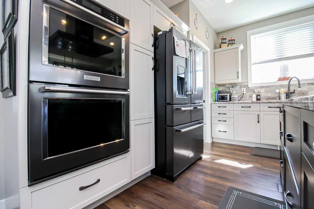 712054 Range Road 55 Grande Prairie AB T8X 4A8