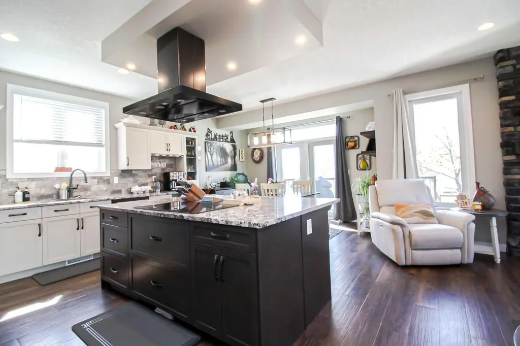 712054 Range Road 55 Grande Prairie AB T8X 4A8