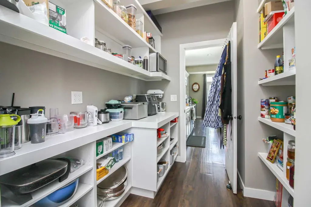 712054 Range Road 55 Grande Prairie AB T8X 4A8