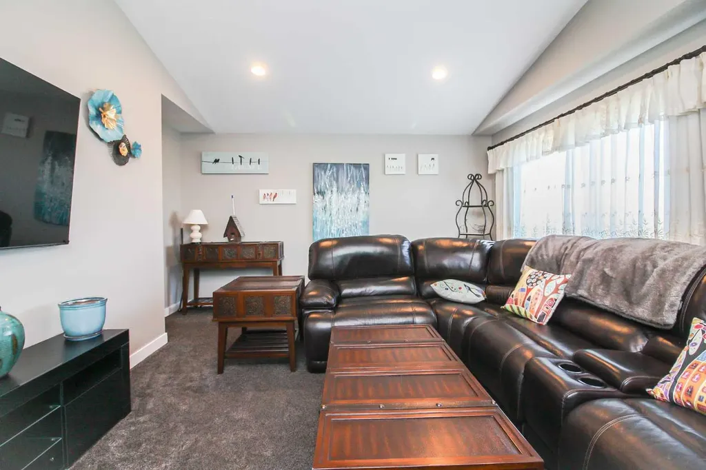 712054 Range Road 55 Grande Prairie AB T8X 4A8