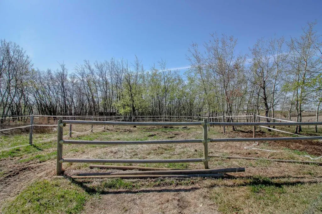 712054 Range Road 55 Grande Prairie AB T8X 4A8