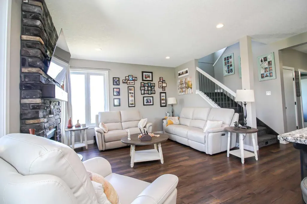 712054 Range Road 55 Grande Prairie AB T8X 4A8