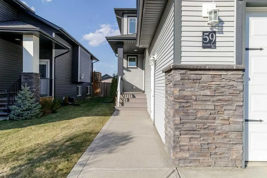 59 Reynolds Road Sylvan Lake AB T4S 0L8