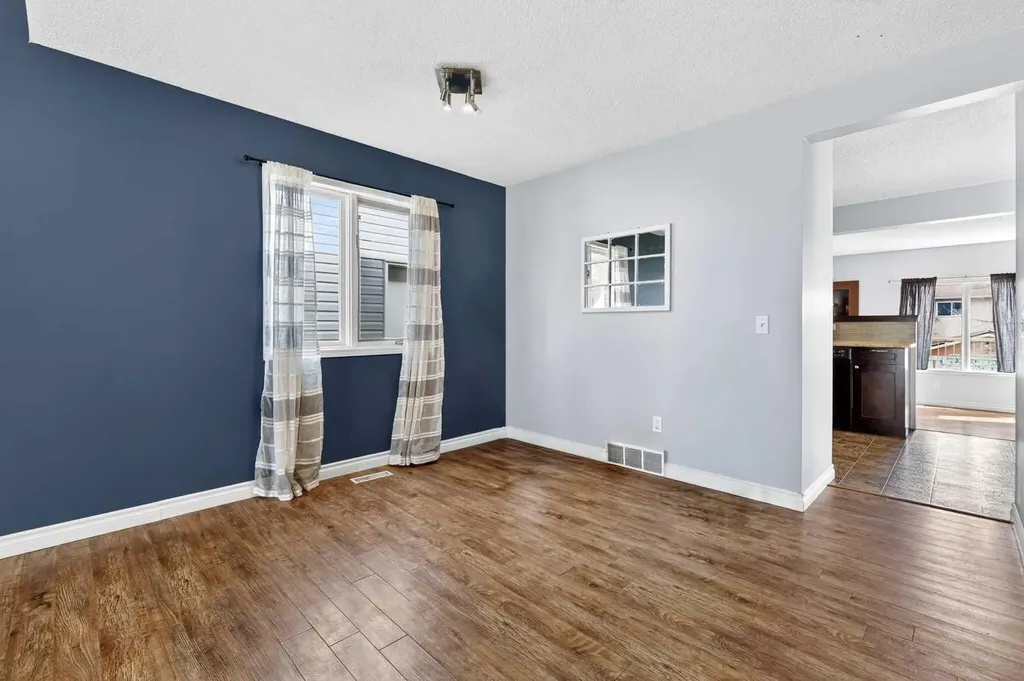 32 Millrise Crescent SW Calgary AB T2Y 2H6