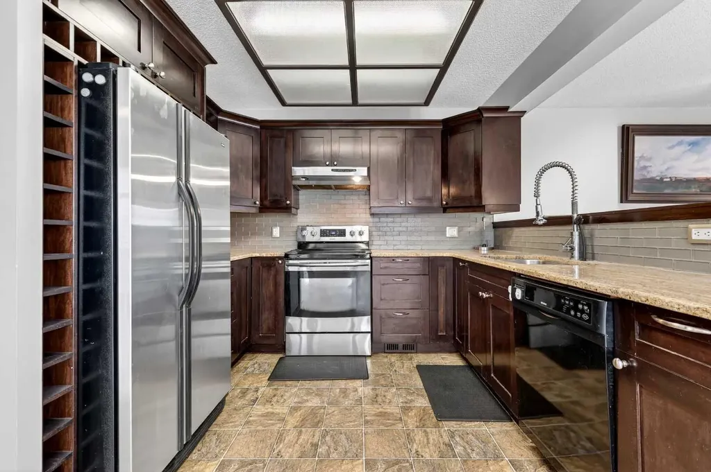 32 Millrise Crescent SW Calgary AB T2Y 2H6
