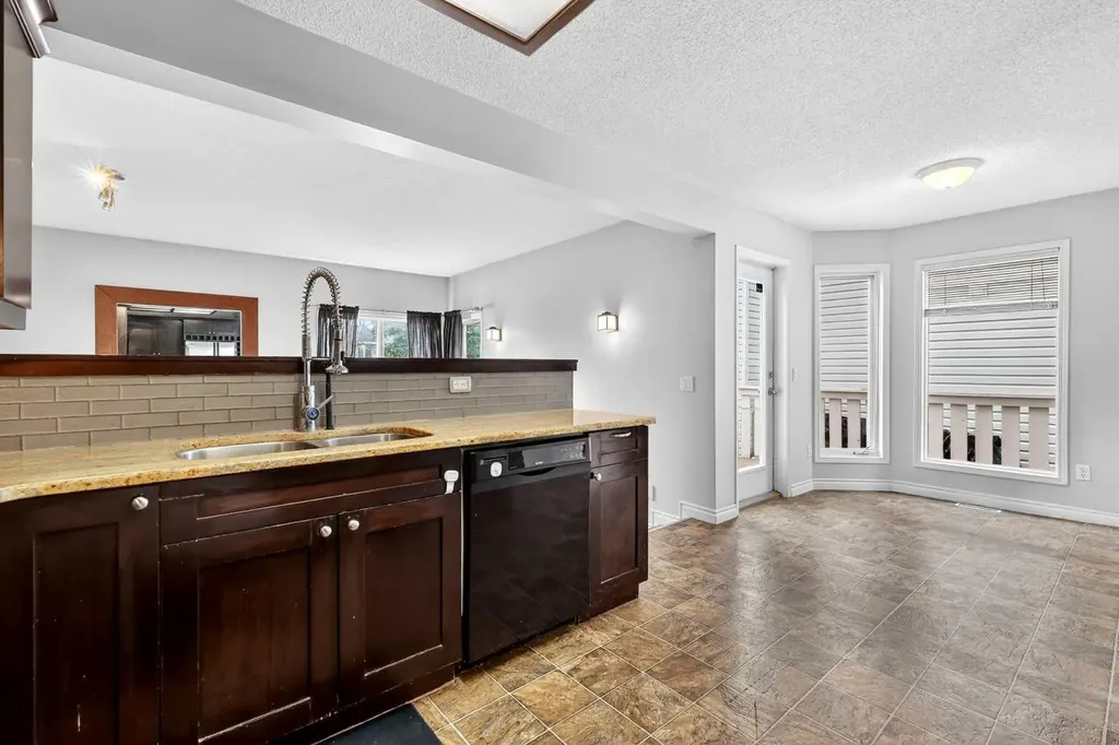 32 Millrise Crescent SW Calgary AB T2Y 2H6