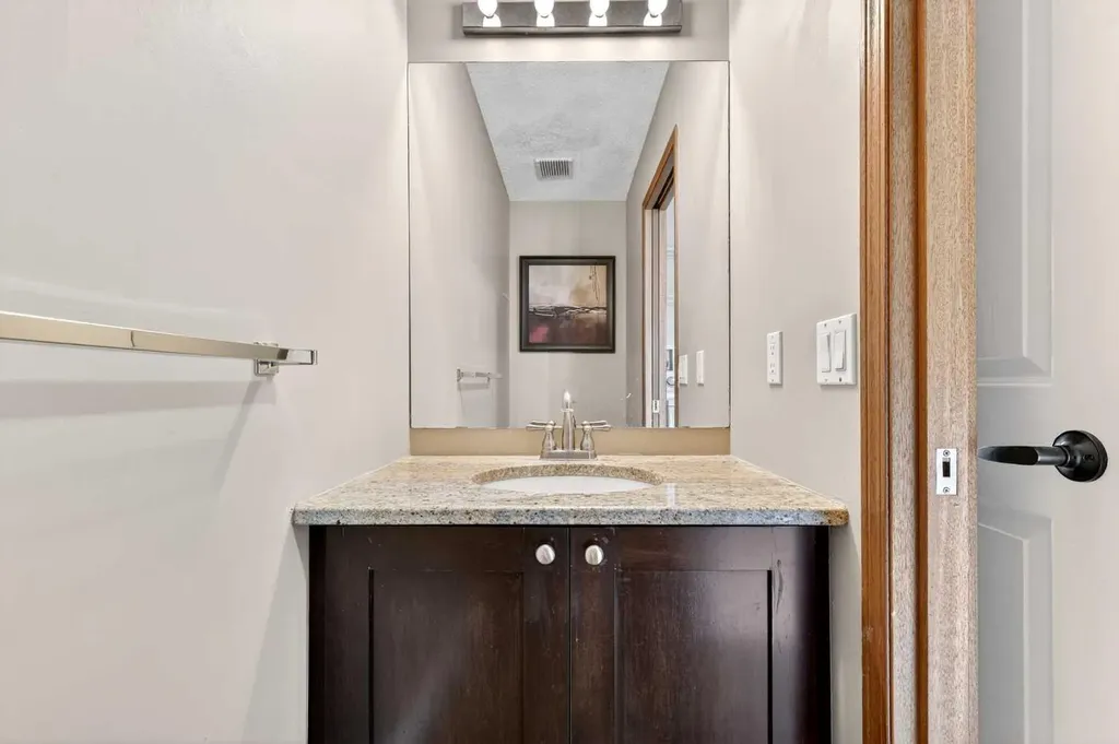 32 Millrise Crescent SW Calgary AB T2Y 2H6