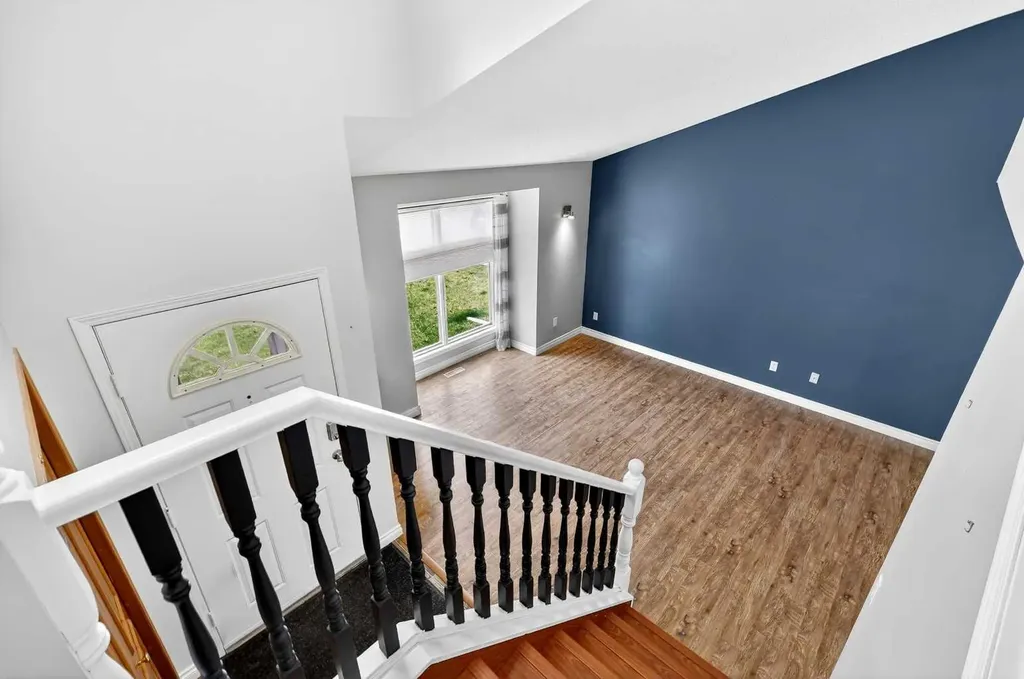 32 Millrise Crescent SW Calgary AB T2Y 2H6