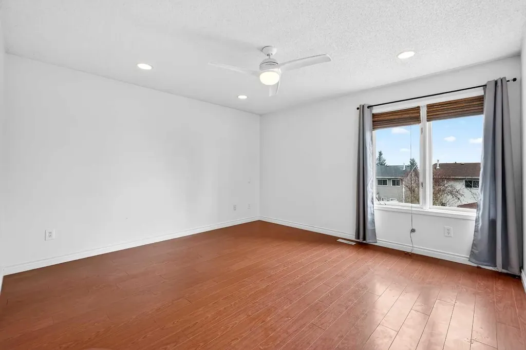 32 Millrise Crescent SW Calgary AB T2Y 2H6