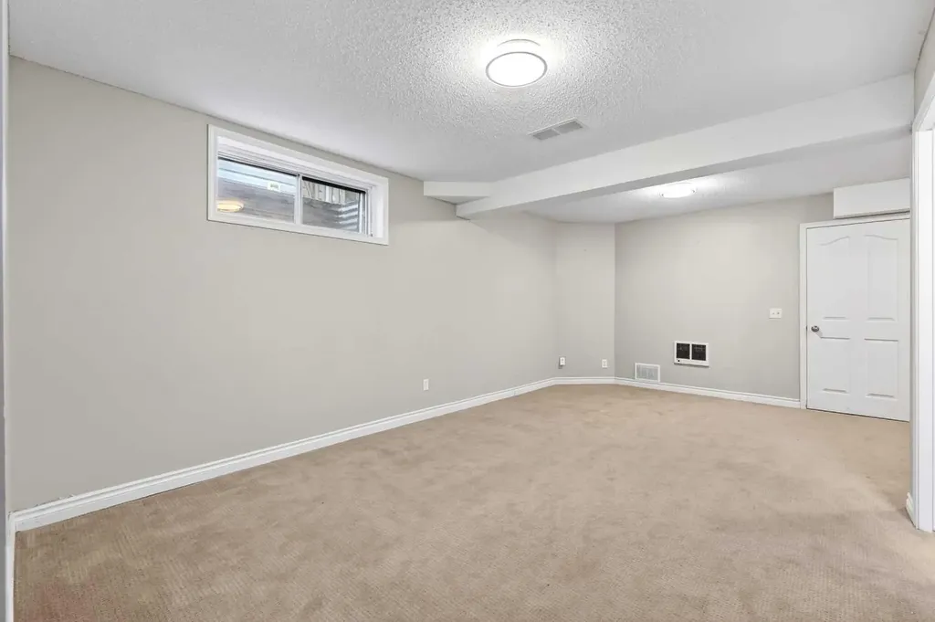 32 Millrise Crescent SW Calgary AB T2Y 2H6