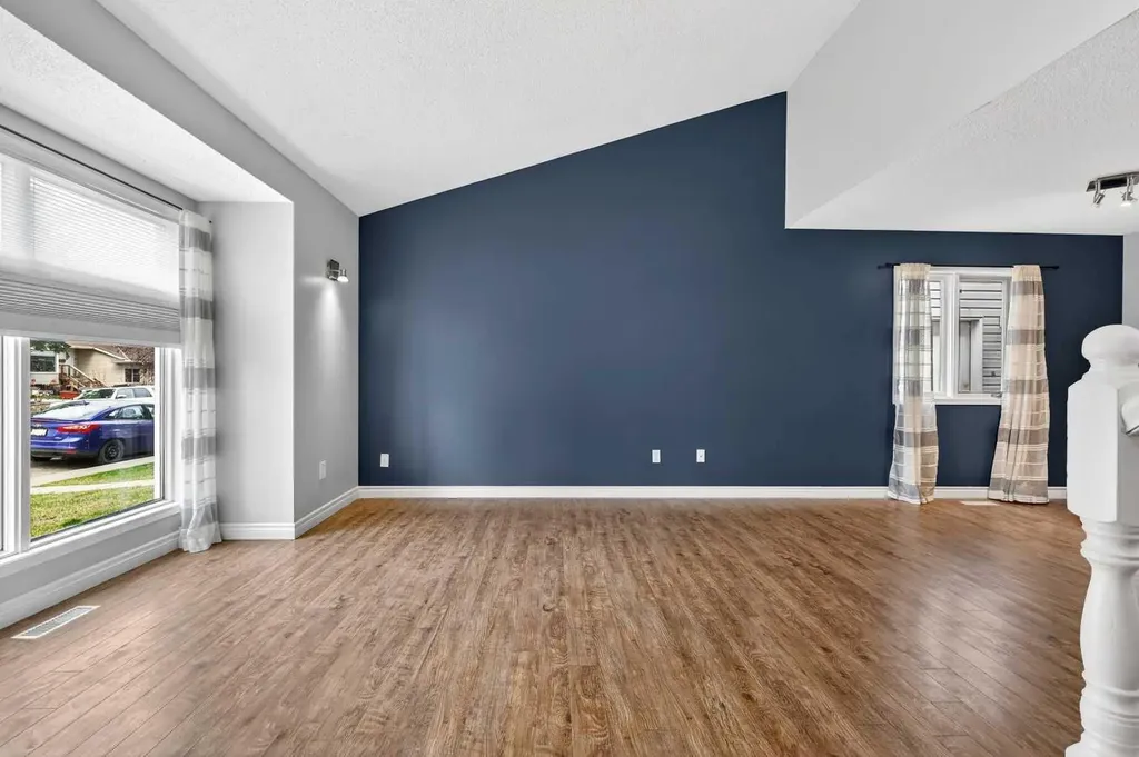 32 Millrise Crescent SW Calgary AB T2Y 2H6
