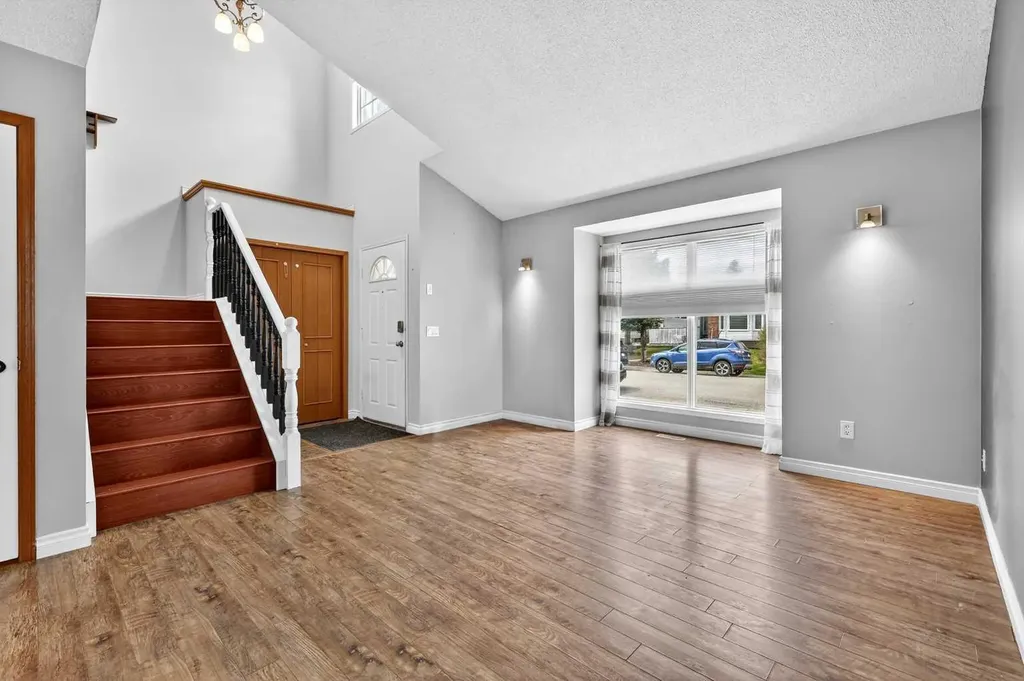 32 Millrise Crescent SW Calgary AB T2Y 2H6