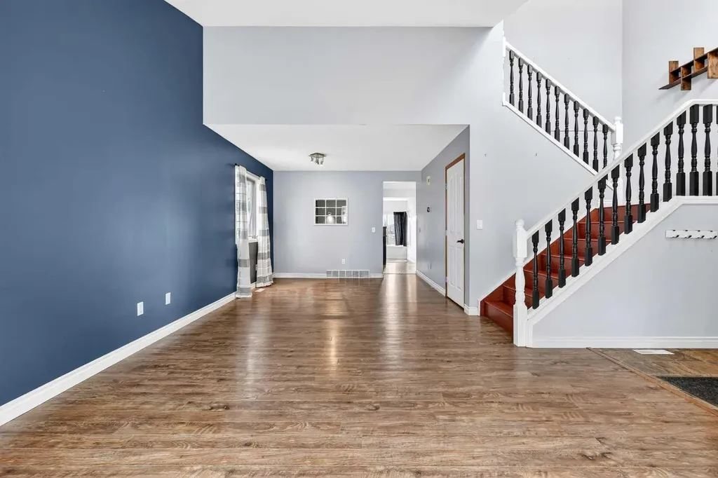 32 Millrise Crescent SW Calgary AB T2Y 2H6