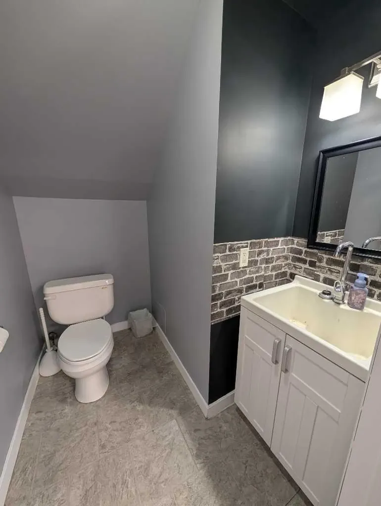 524 3 Street SE Medicine Hat AB T1A 0H3