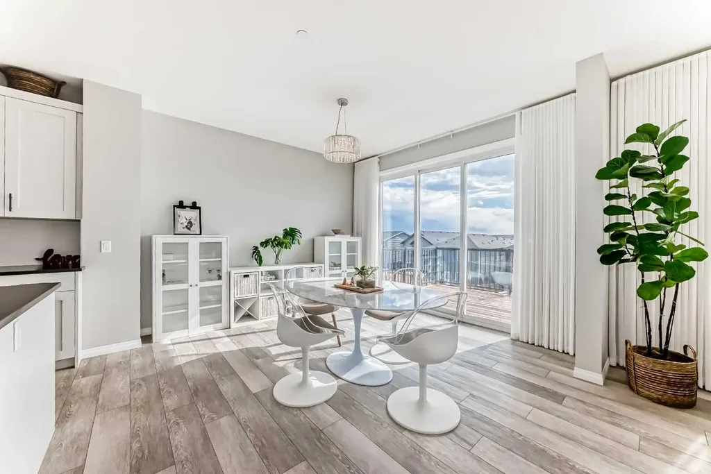 73 Lucas Heights NW Calgary AB T3P1S8